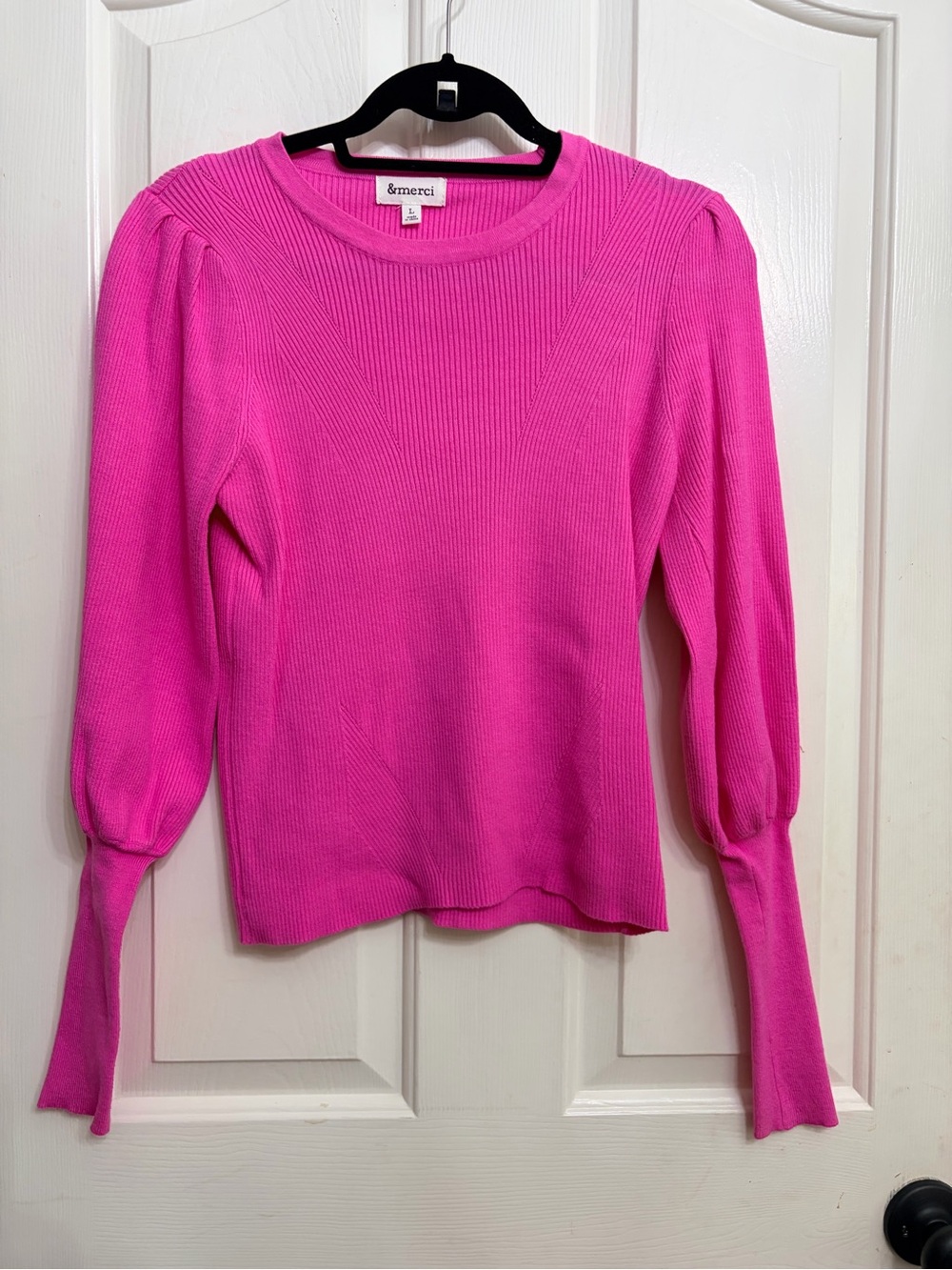 &merci Women's Hot Pink Ribbed Puff-Sleeve Sweater